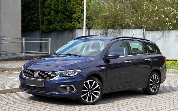 orzesze Fiat Tipo cena 38900 przebieg: 171000, rok produkcji 2017 z Orzesze